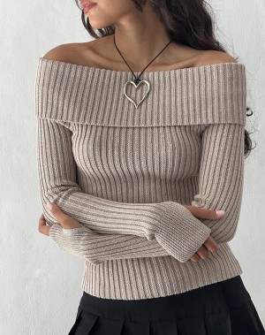 Women's Motel Rocks Circe Off-shoulder Long Sleeve Knit Top Jumpers Beige | QHZ6533QU